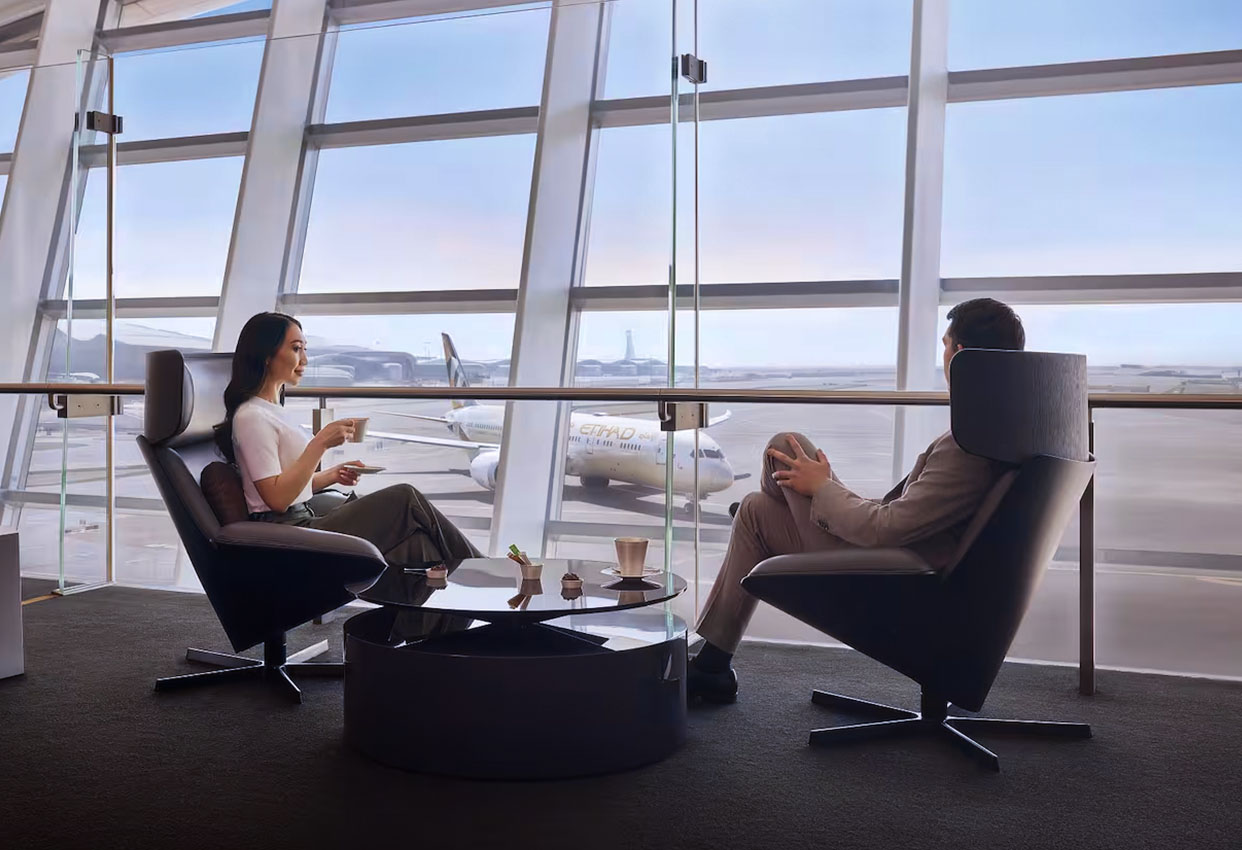 book airport lounge online